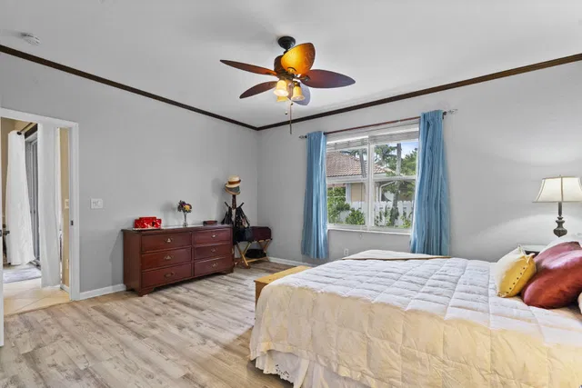  Residence photo 9