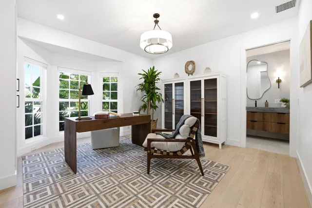First Fairway Residence photo 18