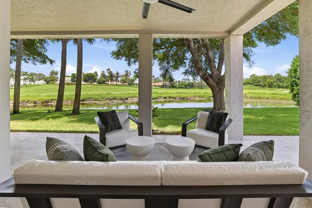 First Fairway Residence photo 38