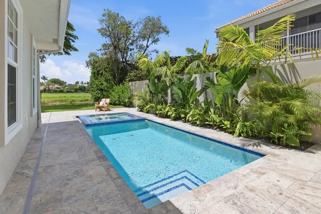 First Fairway Residence photo 45