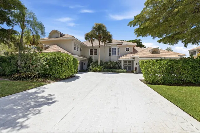 First Fairway Residence photo 49