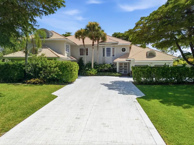 First Fairway Residence photo 50