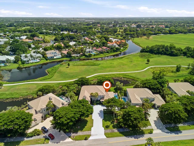 First Fairway Residence photo 53