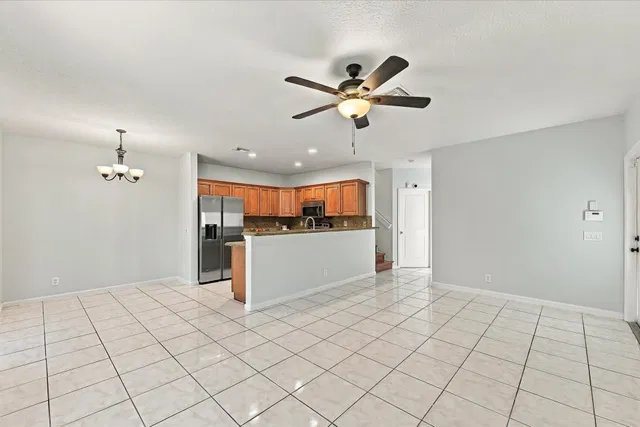 Residence photo 2