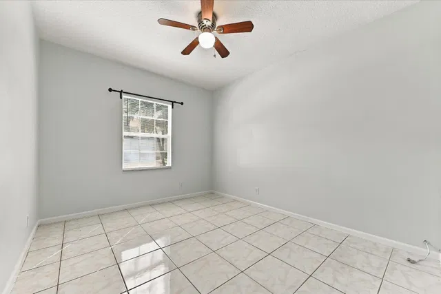 Residence photo 14