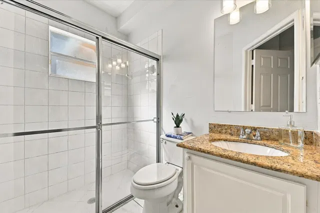 Residence photo 17