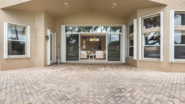 Residence photo 37