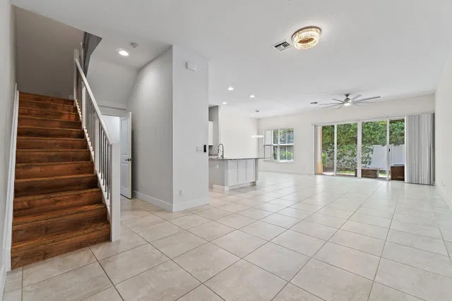 Residences at Midtown Palm Beach Gardens Residence photo 9