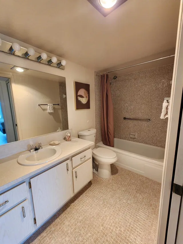  Unit 4033 photo 6