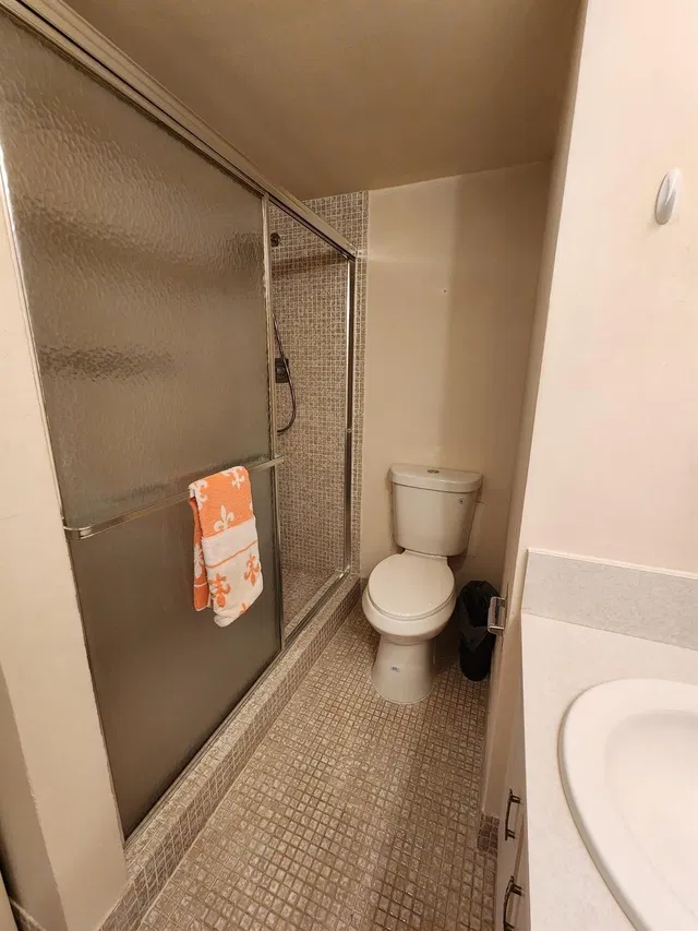  Unit 4033 photo 17