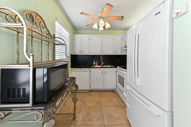 Residence photo 7