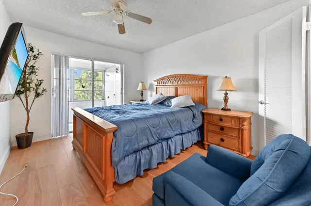 Residence photo 9
