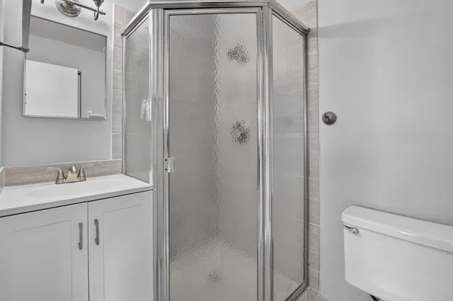  Unit 204 photo 21