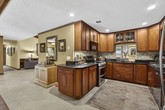  Residence photo 10