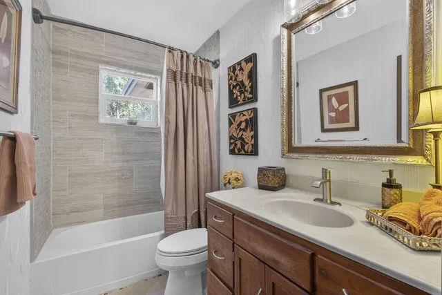  Residence photo 20