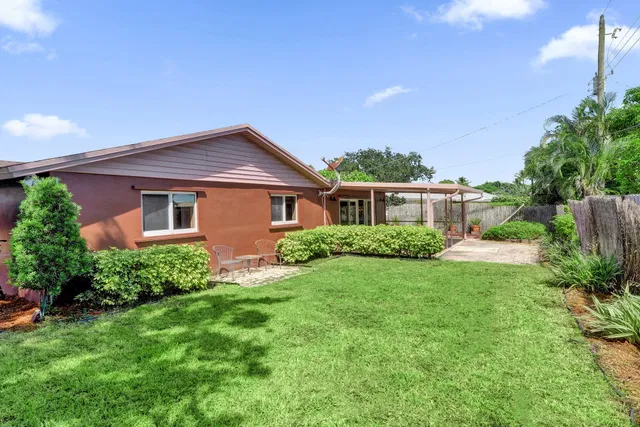  Residence photo 29