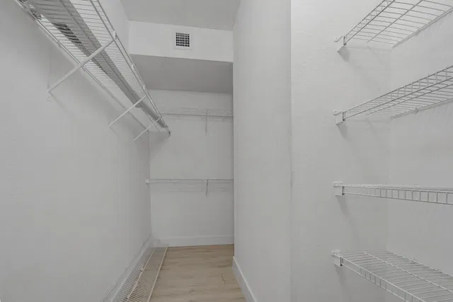 Unit 302 photo 13