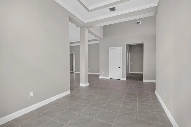 Residence photo 8