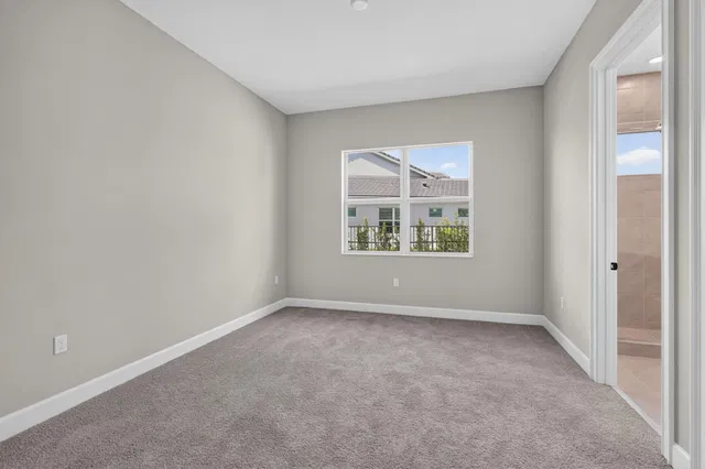 Residence photo 14