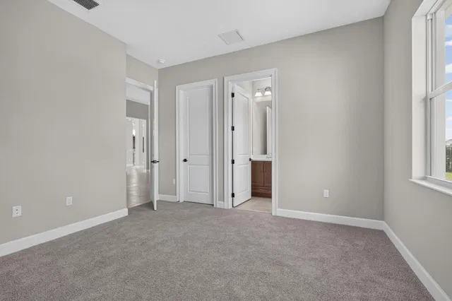 Residence photo 19