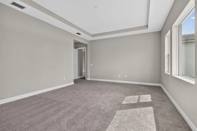 Residence photo 51