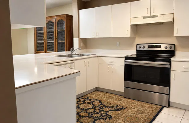 Residence photo 13