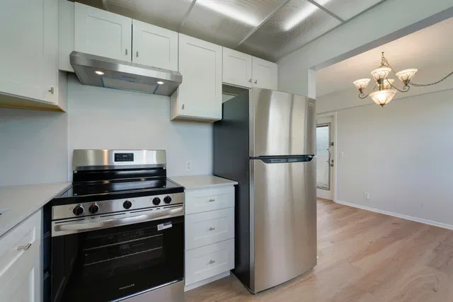 Residence photo 3