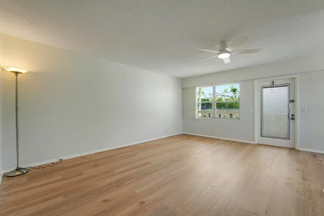 Residence photo 7