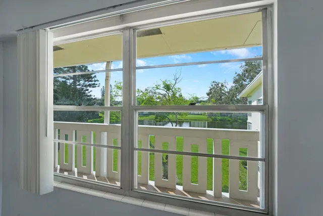 Residence photo 11