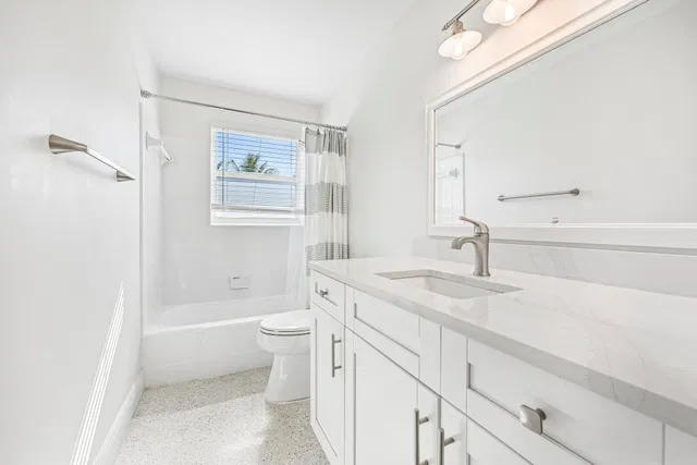Residence photo 19