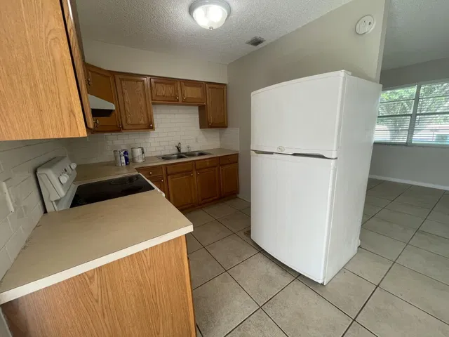 Residence photo 8