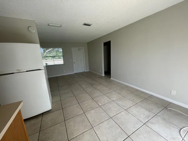 Residence photo 24