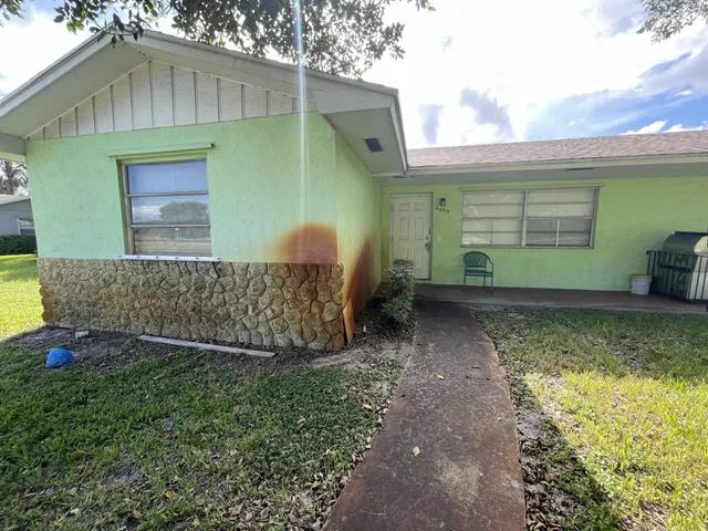Residence photo 26