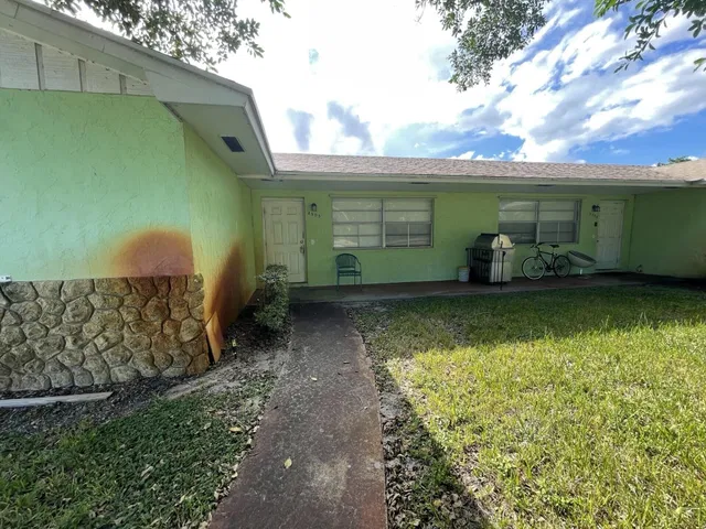 Residence photo 27