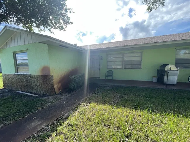 Residence photo 28