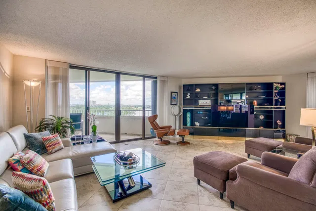 Singer Island Unit 5C photo 5