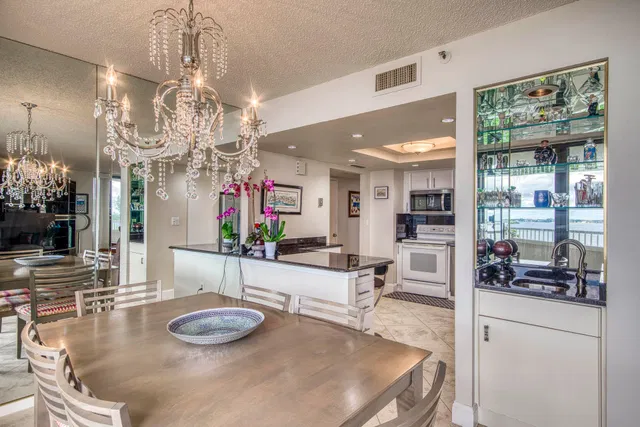 Singer Island Unit 5C photo 11