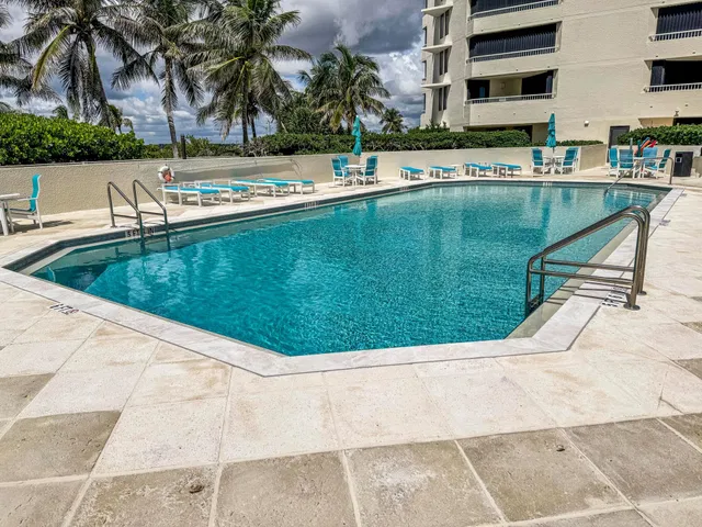Singer Island Unit 5C photo 28