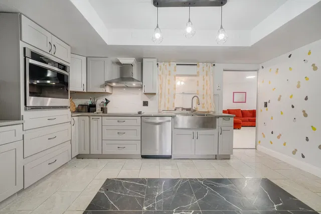 West Palm Beach Residence photo 9