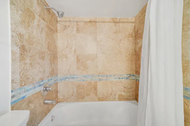 West Palm Beach Residence photo 20
