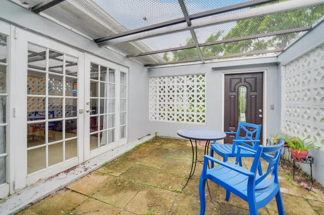 West Palm Beach Residence photo 26
