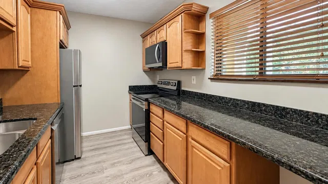 Residence photo 2
