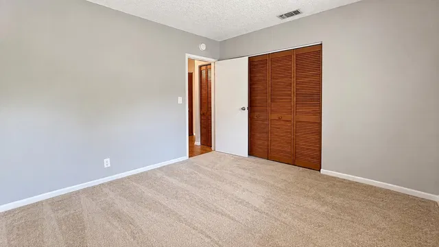 Residence photo 12