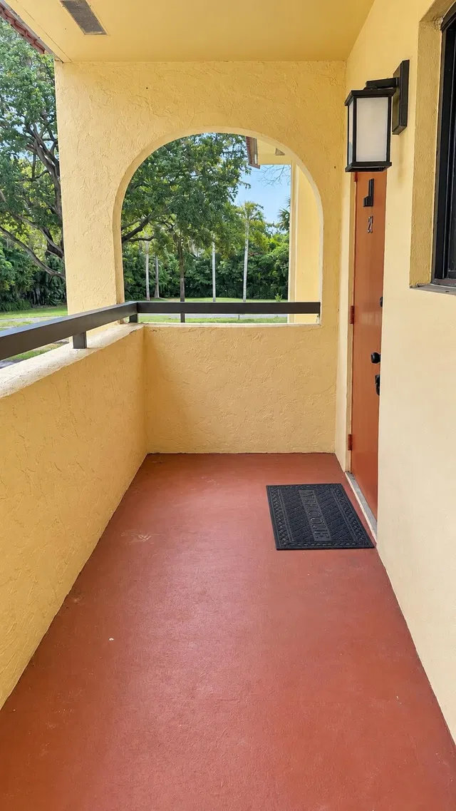 Residence photo 16