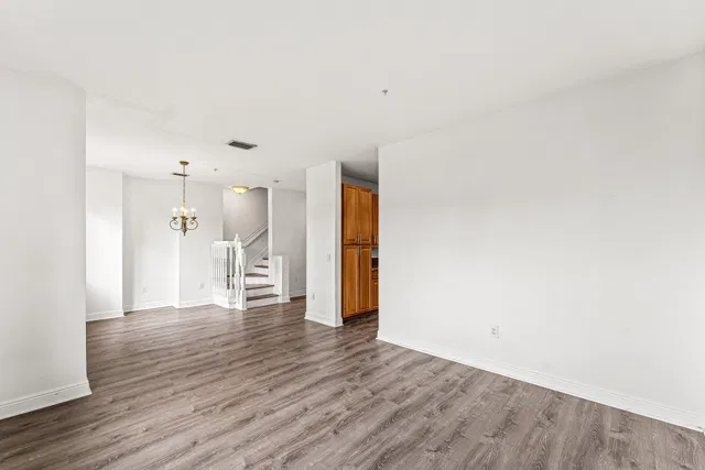 Residence photo 8