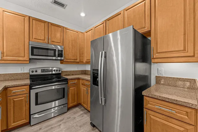 Residence photo 17