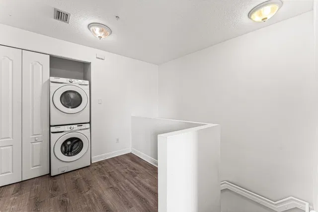 Residence photo 31