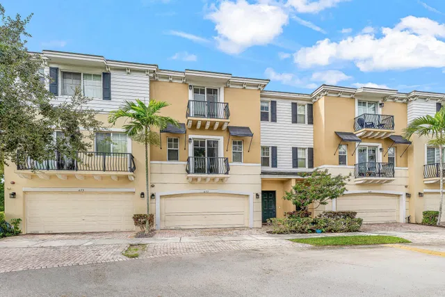 Residence photo 32