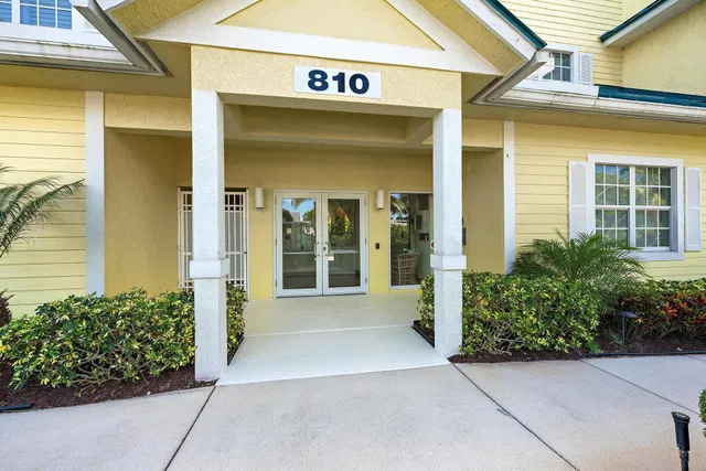  Unit 401 photo 32