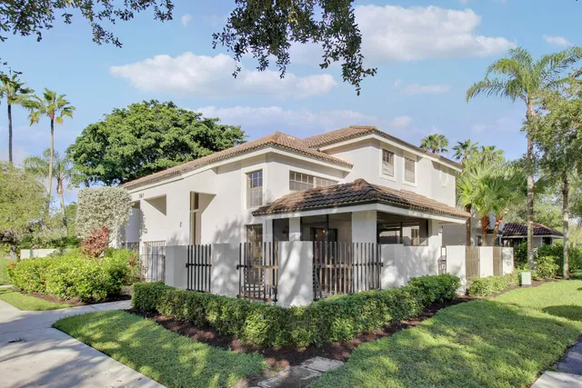 PGA National Palm Beach Gardens Unit 2 photo 4